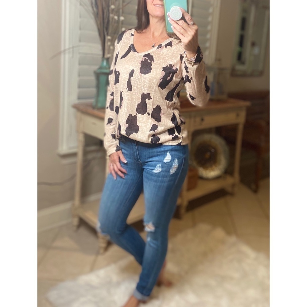 Leopard Print Knit V-Neck Long Sleeve Taupe 3920 - Picture 7 of 9